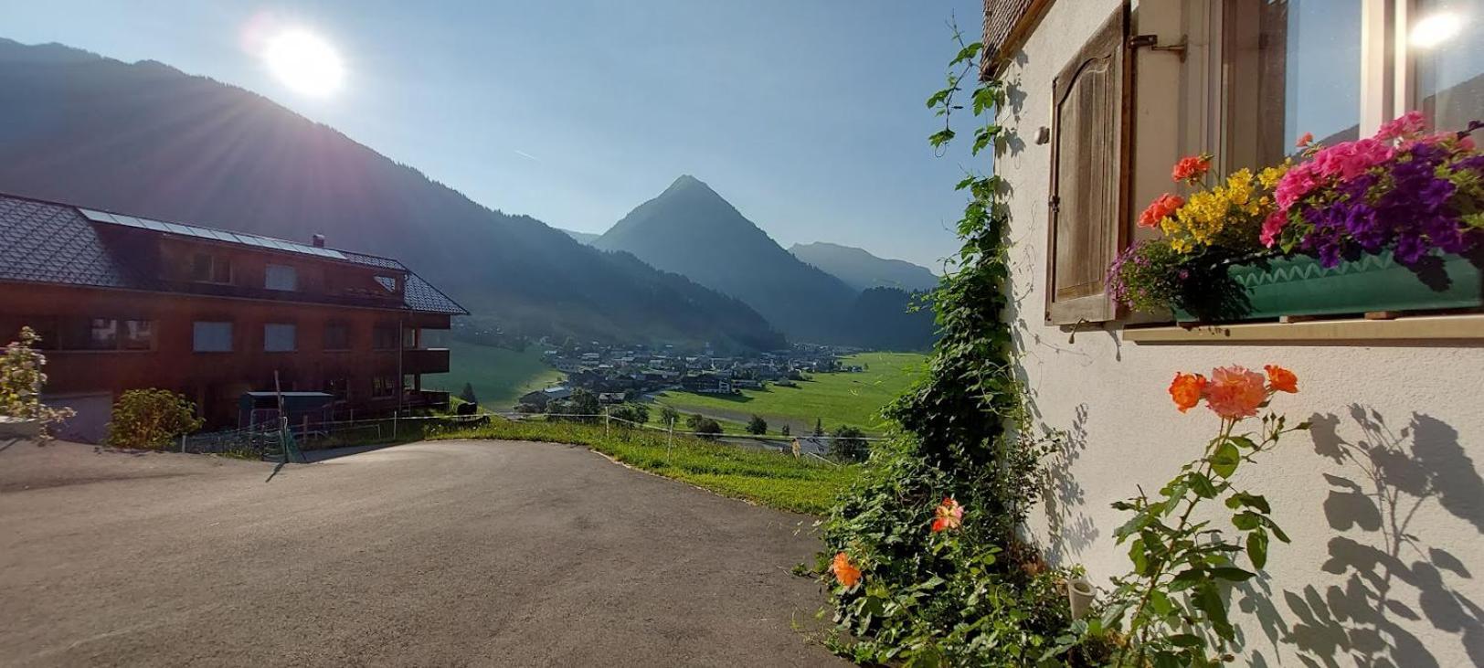 Fernblick Fruehstueckspension Schoppernau Esterno foto